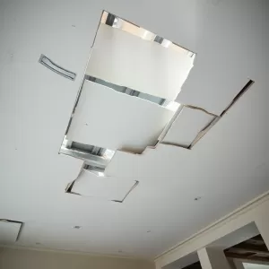 Demontaż sufitu GK cena