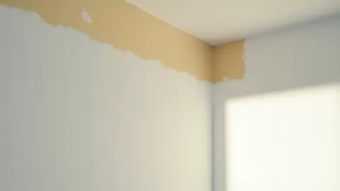 Jak odciąć sufit od ściany przy malowaniu