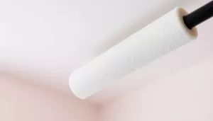 Jaki wałek do malowania sufitu